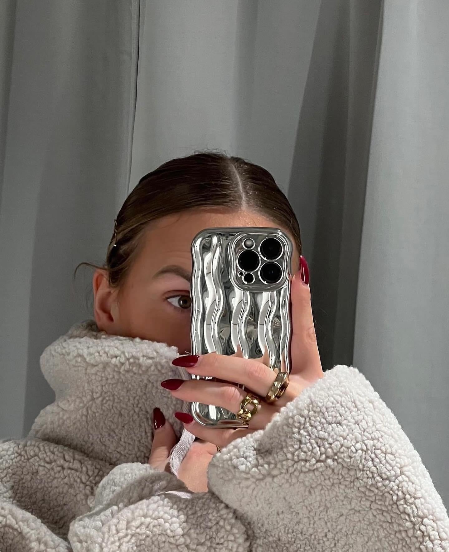 3D Silver Wave - Casy • ქეისი